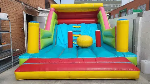 Castillo hinchable playmix colores grande