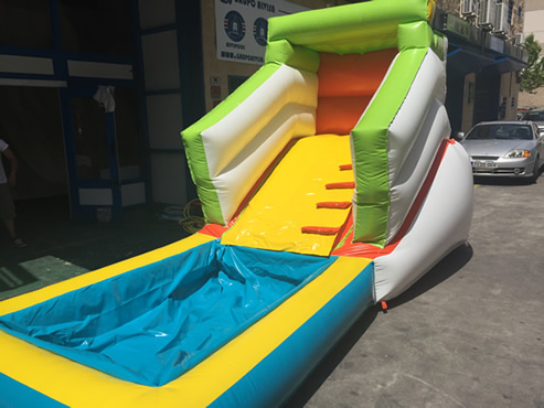 CASTILLO HINCHABLE PLAYMIX ACUATICO MEDIANO, hinchable en alquiler
