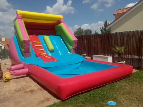 CASTILLO HINCAHBLE PLAYMIX ACUATICO 3(ADAPTABLE A PISCINA), hinchable en alquiler