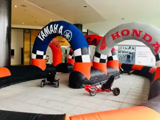 CASTILLO HICHABLE CIRCUITO  DE KARTS HINCHABLE - NEGRO