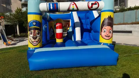 Castillo hinchable multiplay patrulla canina policias