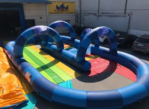 CASTILLO HINCHABLE CIRCUITO DE KARTS HINCHABLE - 16 METROS - AZUL, hinchable en alquiler