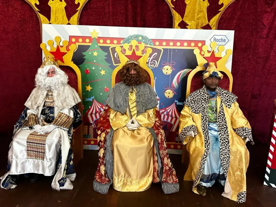 STAFF REY MAGO PREMIUM MELCHOR (2), hinchable en alquiler