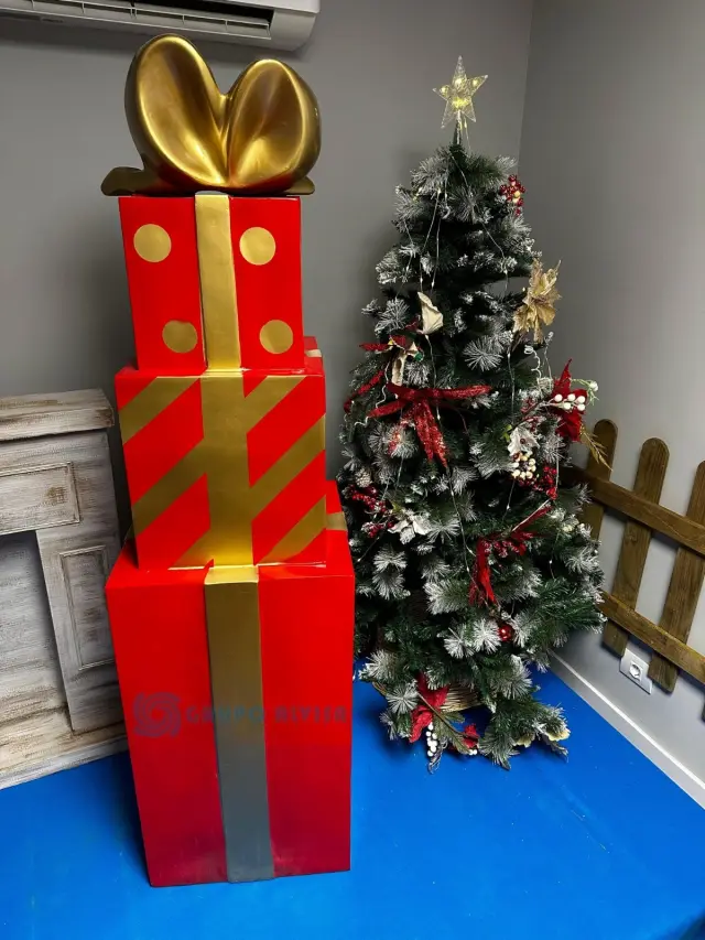 ATREZZO CAJAS REGALO NAVIDAD PREMIUM FIBRA VIDRIO (1), alquiler de decoración de Navidad en Madrid