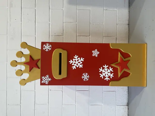 ATREZZO BUZON REAL ESTRELLAS (7), alquiler de decoración de Navidad en Madrid